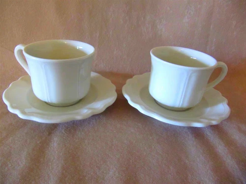 RED CLIFF HEIRLOOM FINE CHINA IRONSTONE CUP AND SAUCER SETS EXCELLENT CONDITION