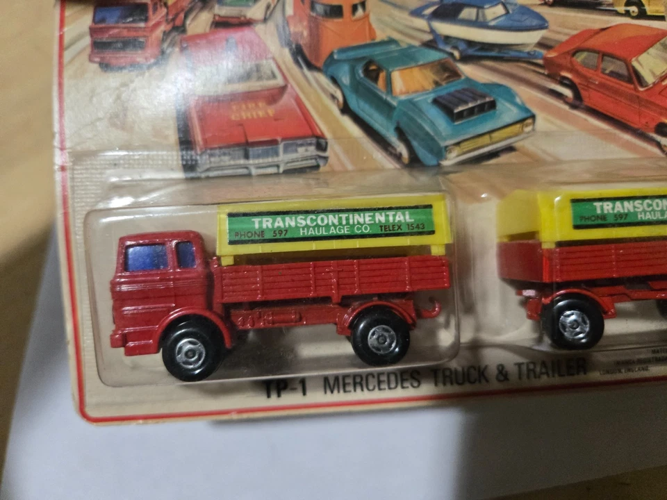 Matchbox Two-Pack 1A Mercedes Truck & Trailer rot & gelb "Transcontinental" top - Image 3 of 4