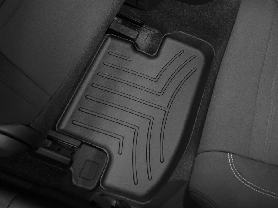 Forro de piso WeatherTech para Ford Mustang 2015-2023 - segunda fila, negro Foto 2 de 4
