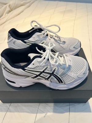 New Balance 1960 grey and black size 4 | eBay