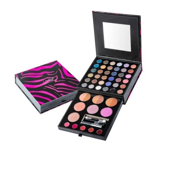 Cameo Cosmetics Makeup Collection Kit
Opens in a new window or tab