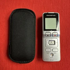 Olympus digital voice recorder VN-7000 - With Case