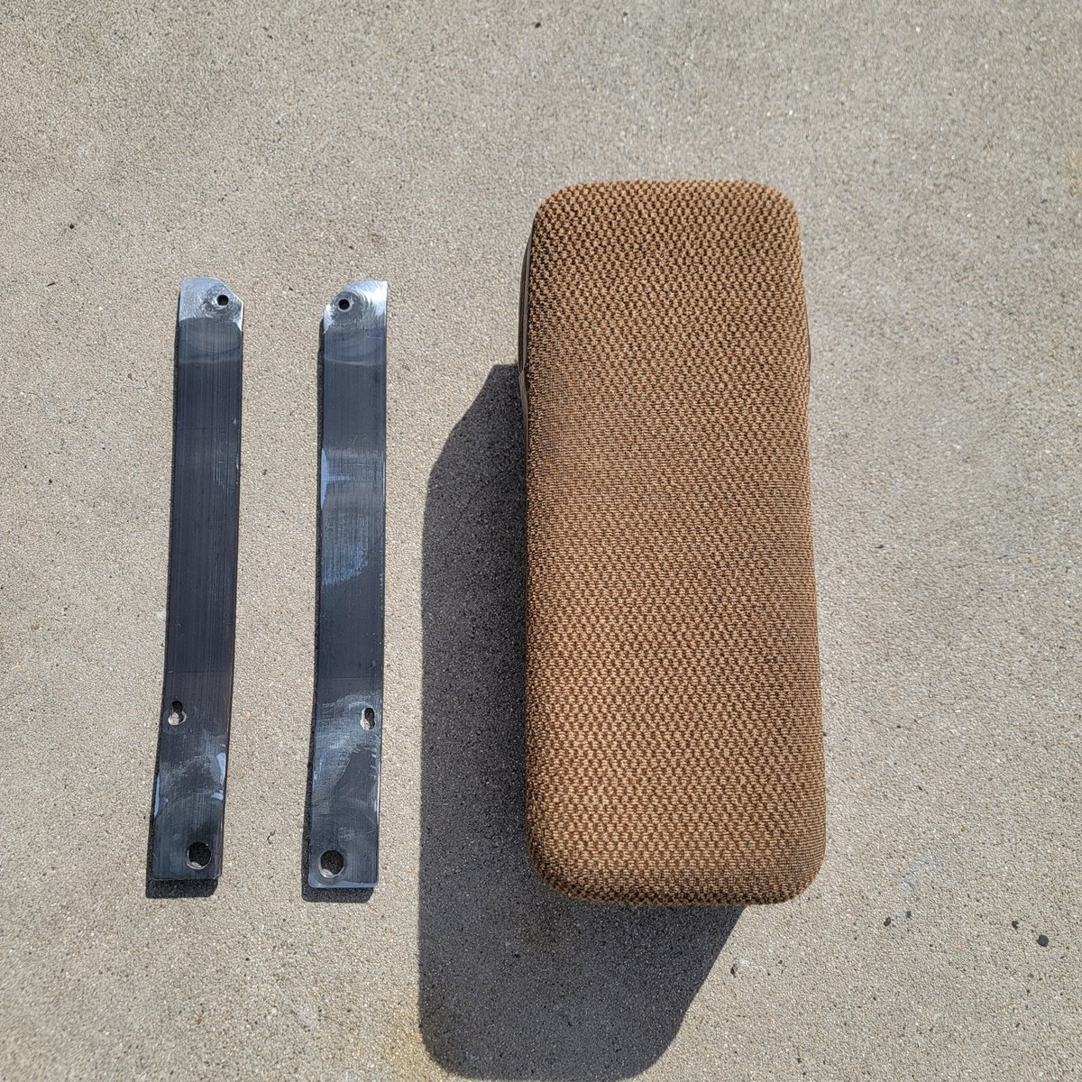 VOLVO240 アームレスト Volvo 240 Original Brown Fabric and Vinyl Armrest Near Mint 242