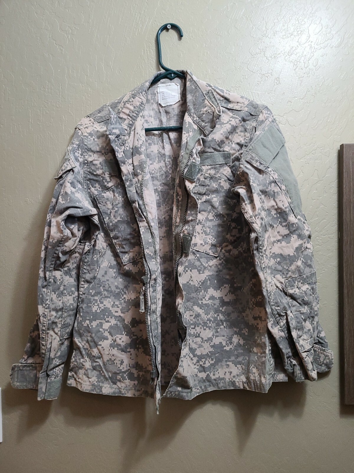 Picture 1 of 10