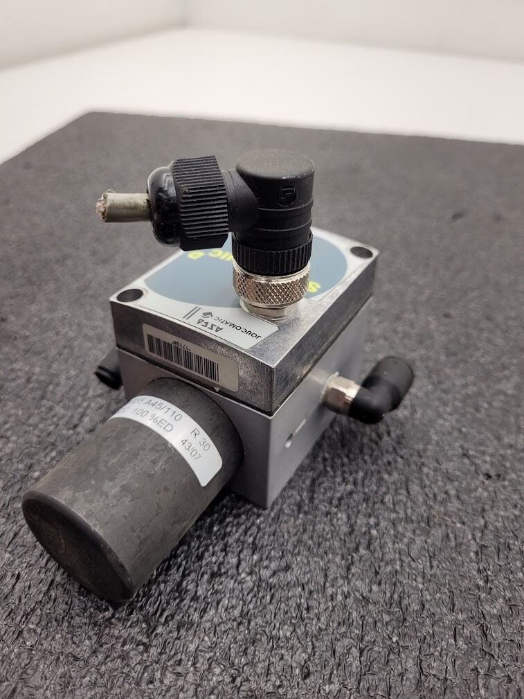 Sentronic D 3Way Digital Proportional Pneumatic Valve