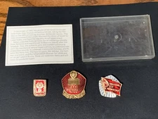 Vtg 1992 Barq’s Root-beer Promo Item USSR Soviet Momento Worker Pins Set Of 3  