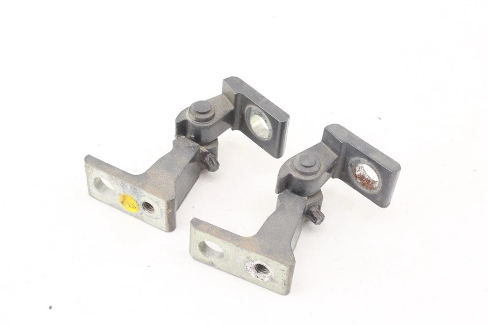 10-18 大众捷达右上下侧门铰链灰色 2 件套原始设备制造商 — 第 2/4 张图片