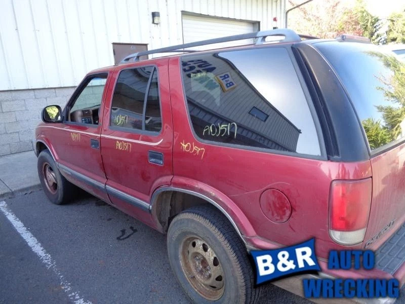 LUZ DE ESTACIONAMIENTO/ESQUINA DE PASAJERO LÁMPARA DE ESTACIONAMIENTO INTERMITENTE PARACHOQUES SE ADAPTA A S10/S15/SONOMA 656 Foto 4 de 4