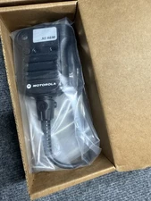 Motorola XE RSM Remote Speaker Microphone NNTN8203ABLK - New In Package