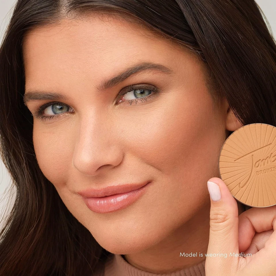 PureBronze Matte Bronzer Refill - Buildable, Lightweight, and Cruelty-Free - Image 4 of 4