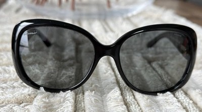 Gucci Vintage Logo Big Sunglasses GG0035S / GGO035SN Beautiful Chic Luxury