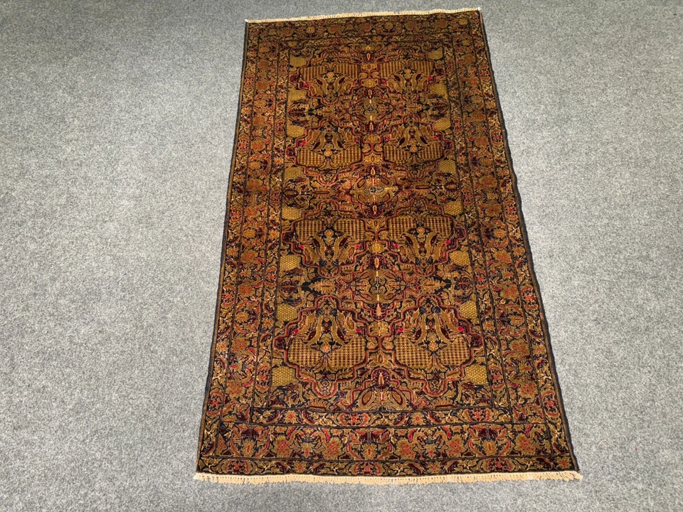 Alfombra tribal de lana anudada a mano vintage de 6'6 x 3'3, tinte vegetal, alfombra dorada Foto 3 de 4