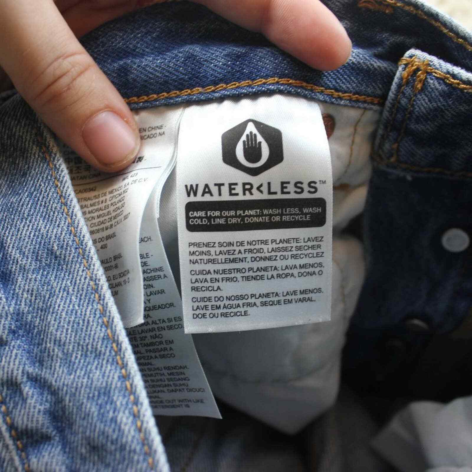 Levi's Premium Quality Button Front Distressed Mi… - image 9