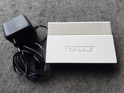 TP-LINK TL-R402M Router, 10/100 Mbps, 4-Port-Switch, RJ-45, gebraucht