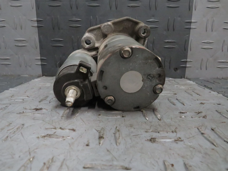 Dodge Challenger 2016 motor de arranque 3,6 L OEM 4801694AC Foto 3 de 3