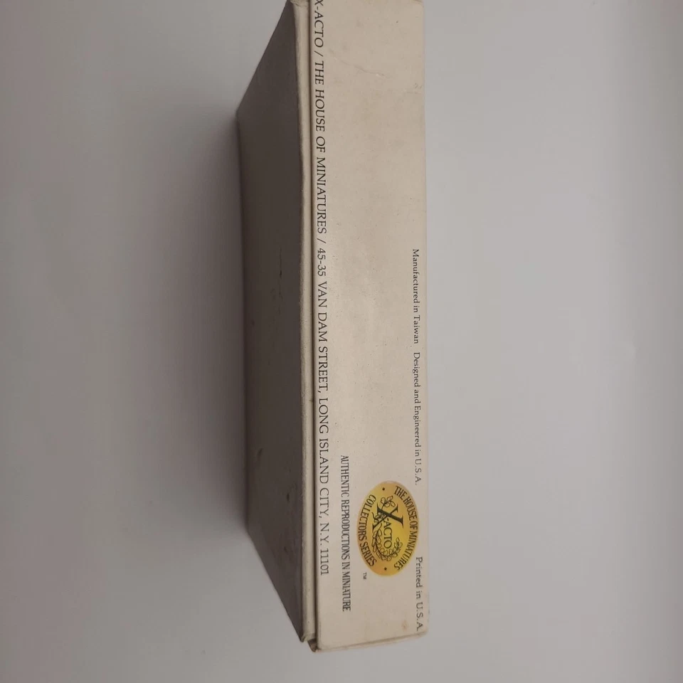 Open Box The House Of Miniatures封闭柜上衣1:12娃娃屋套件40001 — 第 4/4 张图片