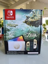 Nintendo Switch OLED Zelda Collector + Mario Kart 8 + 2 volants Excellent état