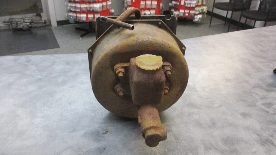 Oldsmobile 1963 refuerzo de freno Bendix Core Starfire 98 Dynamic 88 Foto 2 de 4