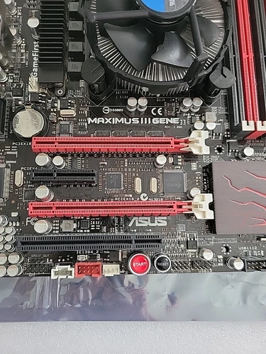 ASUS Maximus III Gene - Thumbnail 2