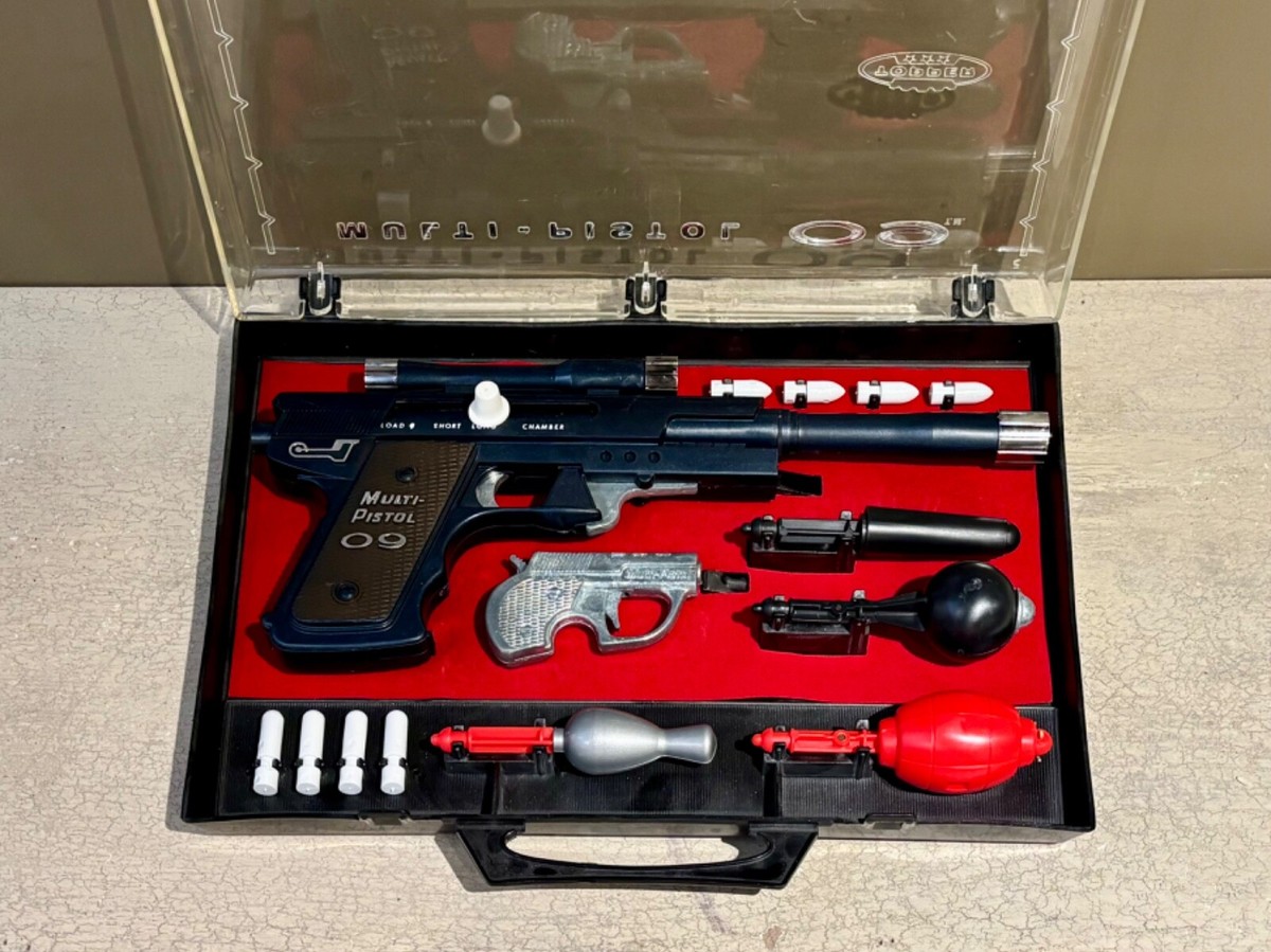 Vintage Topper Multi-Pistol 09 Spy Kit with Original Case and