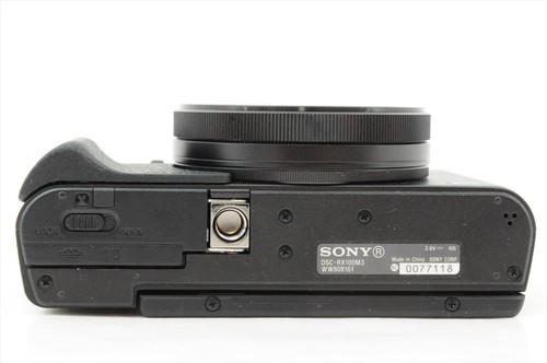 Sony DSC-RX100M3 Mark III Digital Cybershot Near Mint #23106E - Picture 7 of 9