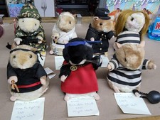 Gemmy Dancing Hamster Lot of 7 Hamsters 4 Work For Sure 3 Not Sure if Working
