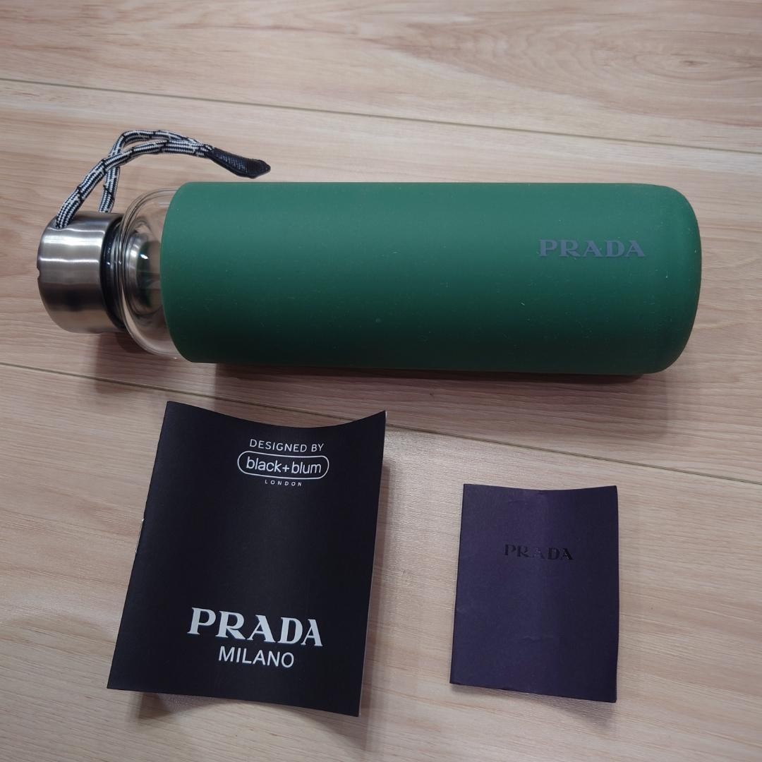 PRADA × black+blum グラスウォーターボトル 水筒 PRADA black + blum Glass Water Bottle Green | eBay