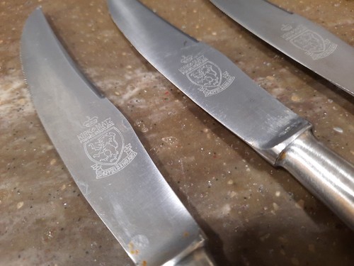 JUEGO DE 6 CUCHILLOS PARA CARNE KIRK & MATZ FORJADOS DE ACERO INOXIDABLE de colección Sheffield Inglaterra - Imagen 4 de 7