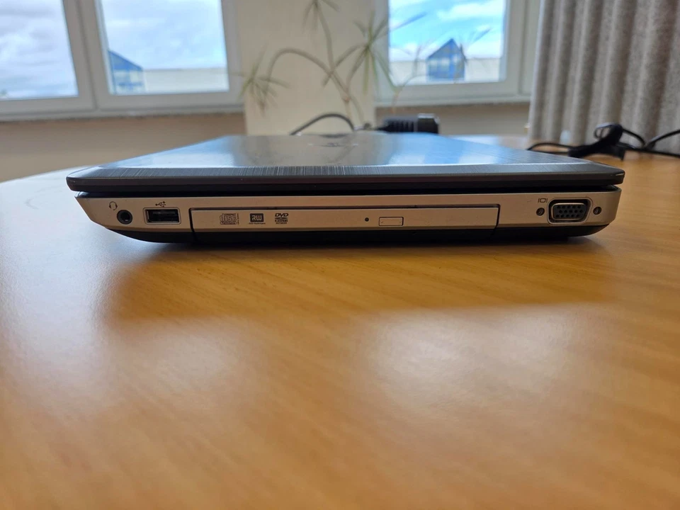 Dell Latitude E5520 · i5-2550M · 16GB · 250GB, Foto 3 von 5