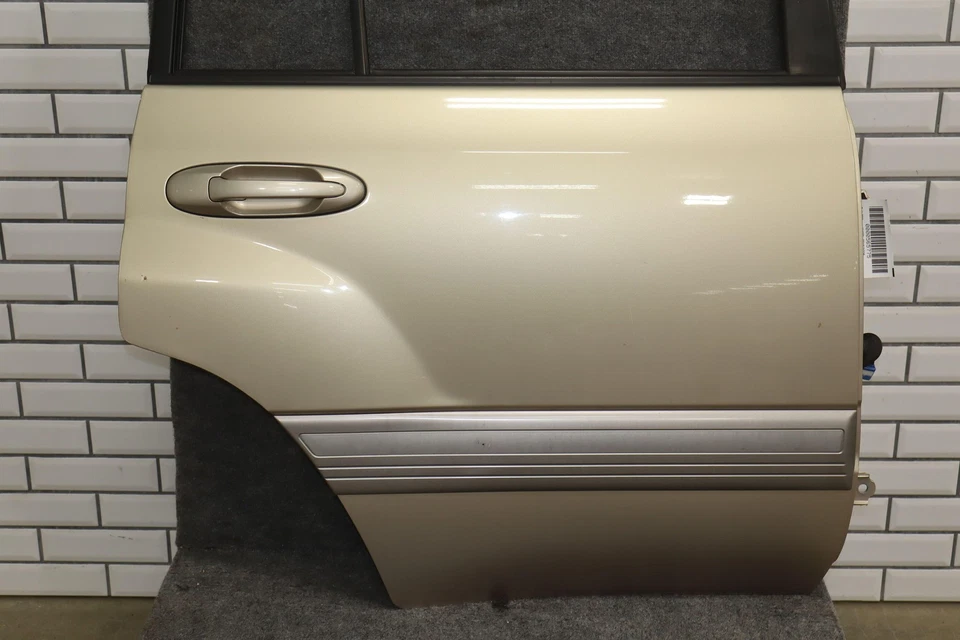 03-07 Toyota Land Cruiser Right Passenger Rear Door Shell Foto 3 de 4