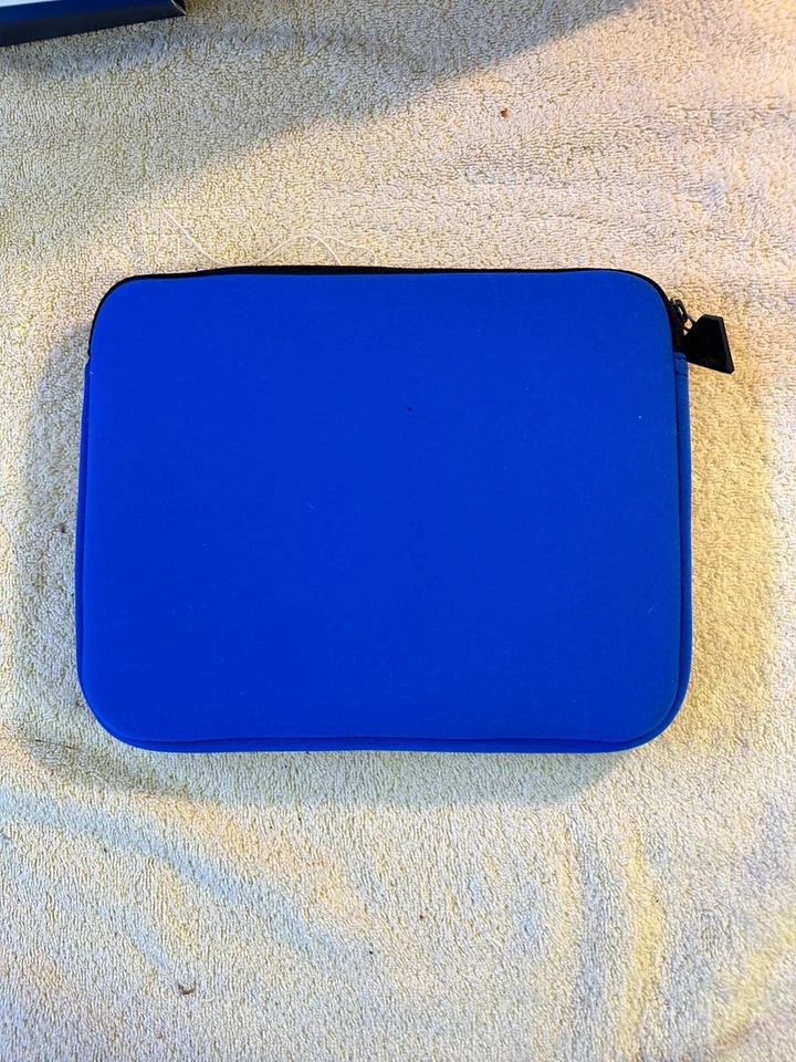 Superman Logo Blue Neoprene iPad Android Tablet Zippered Case Fits up to 10" NEW - Image 4 of 4