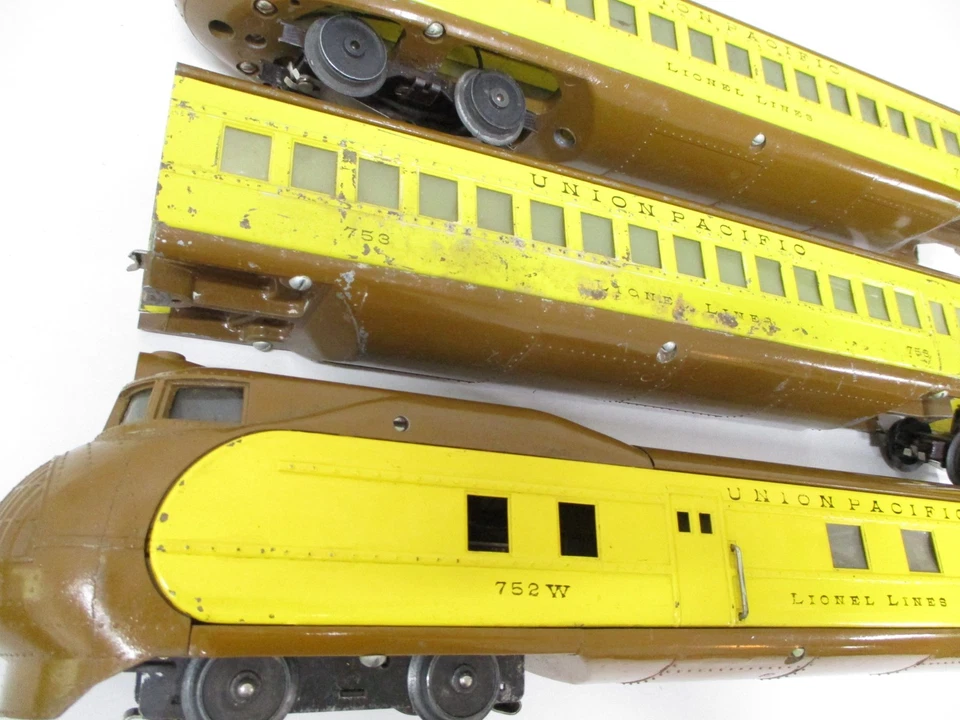 Lionel 751W UP Streamliner M10000 Yellow, Brown 072 Prewar O gauge X7173 - Image 2 of 4