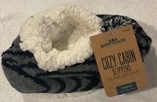 Northeast Outfitters Cozy Cabin Youth 10k-4 Aloe Infused Anti-Slip Slippers NWTs