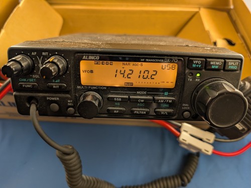 ALINCO DX 70TH HF & 50MHZ 6 METERS TRANSCEIVER - Photo 3/7
