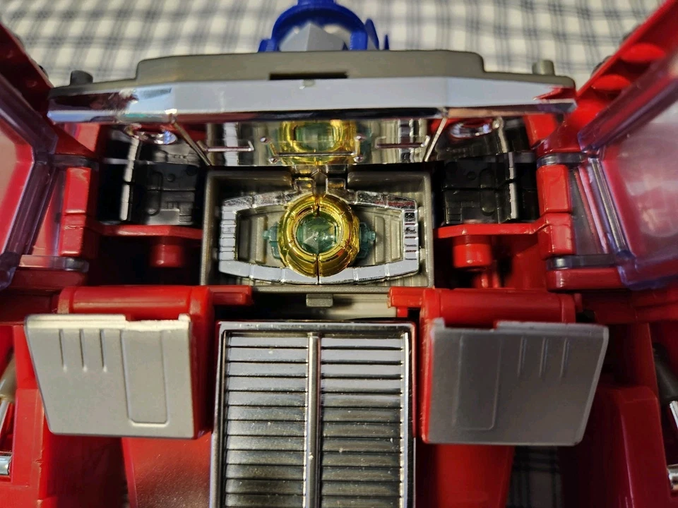 Transformers Classics 20th Anniversary Masterpiece MP-1 Optimus Prime USED - Image 4 of 4