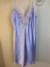 VTG OLGA Lavender Satin  Lace Slip Nightgown 34 Medium Lettuce Trim