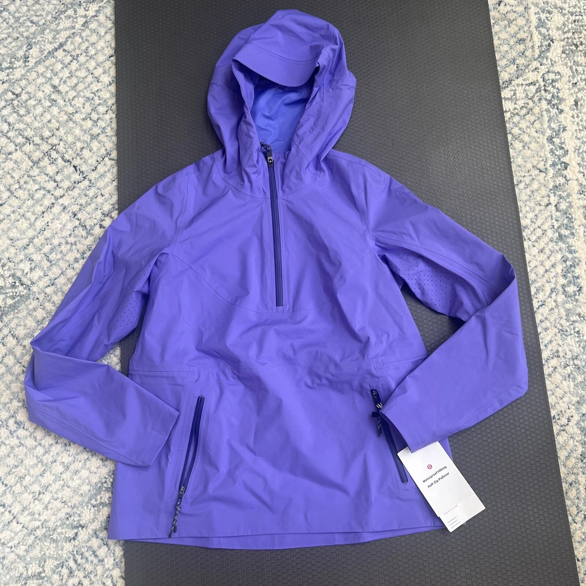 Lululemon WATERPROOF HIKING 1 2 PULLOVER LIGHT ELECTRIC INDIGO SZ