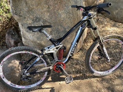 Bicycles - Trek 2 3 - Nelo's Cycles