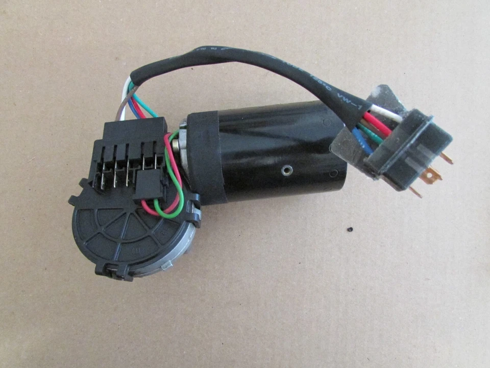 Motor y arnés limpiaparabrisas PORSCHE 944 (1983 a 1985 temprano) 924 Boxster. Foto 3 de 4