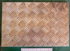 Feuille d'aluminium 430 x 285 x 6/7 mm) - bande de roulement antidérapante