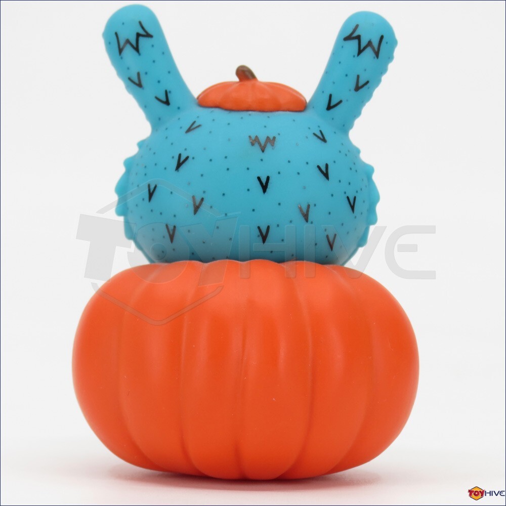 Kidrobot Dunny 2017 Scared Silly Pumpkin Puker - The Bots 3