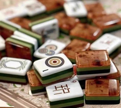 American Mahjong Game Set, 160  Wood grain Mah Jong Tiles,+Free storage bag