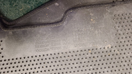 Nissan Titan Front Floor Mats Driver Passenger 04-12 OEM - Imagen 5 de 5