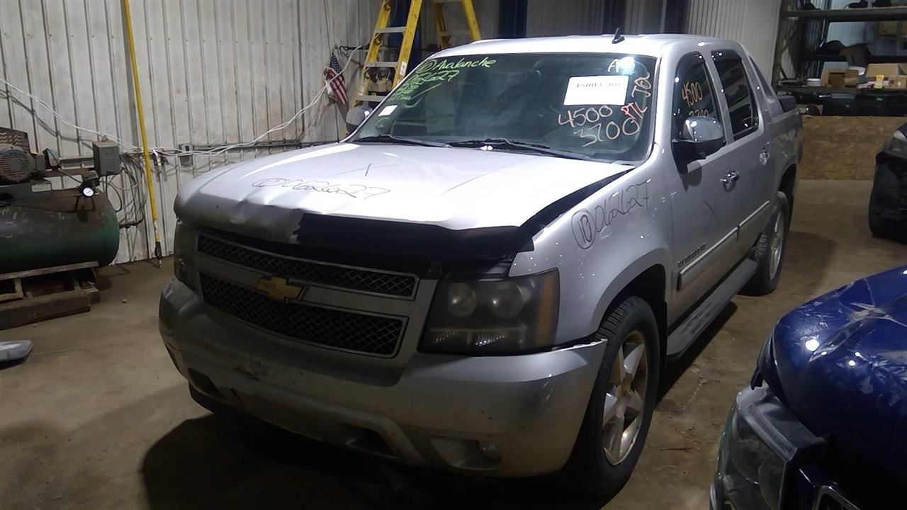 Radiator With Enhanced Cooling Package Opt K5L Fits 09-14 SUBURBAN 1500 983663