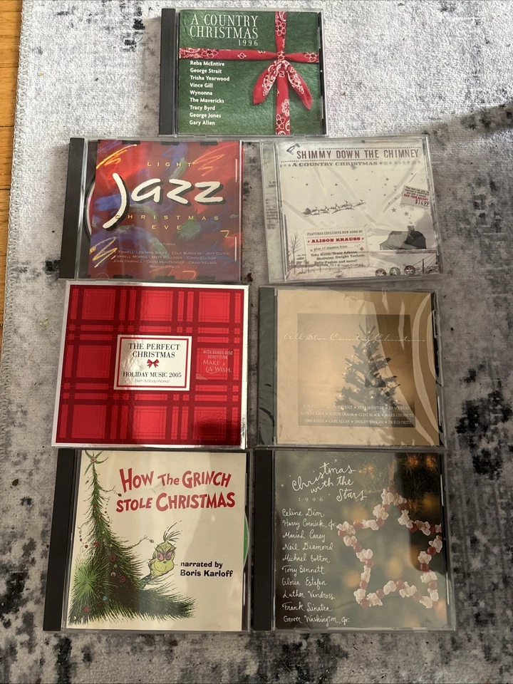 Christmas CD pack of 7 Toby Keith, George Straight, Marvin Gaye & other legends. - Imagem 2 de 4