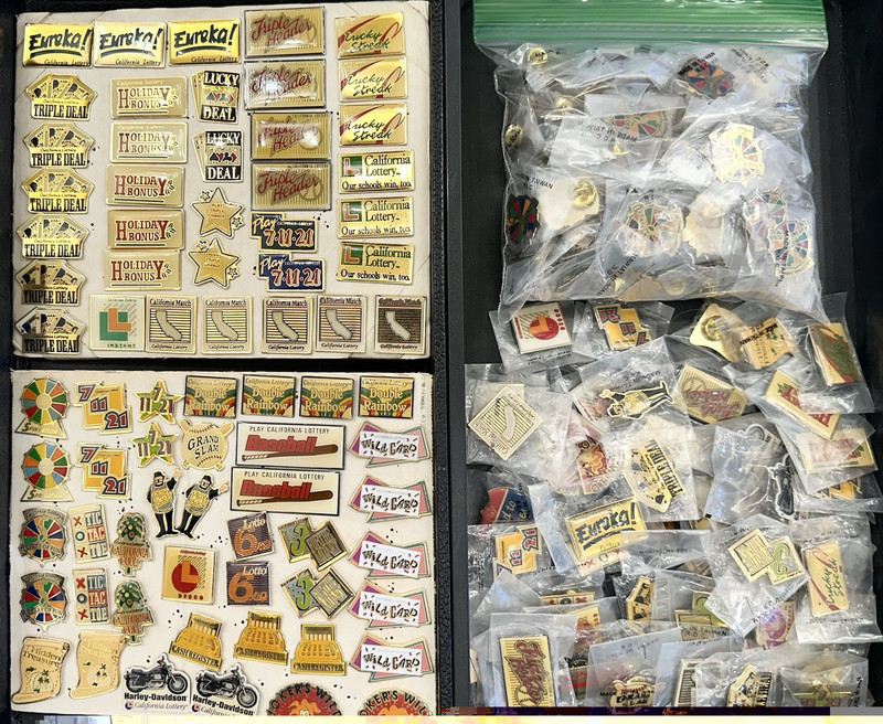 ESTATE  225+ LOTTERY PINS LOT MOST IN ORIGINAL BAGS CALIFORNIA LOTTO COLLECTION