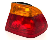 Rückleuchte Heckleuchte rechts außen 8383822 BMW 3er E46 Limousine 98-01