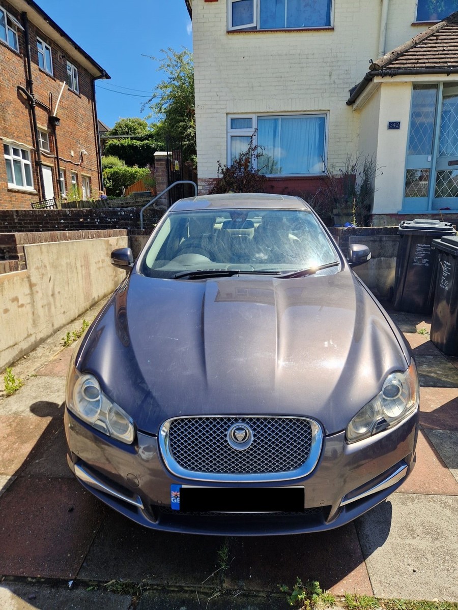 Jaguar XF