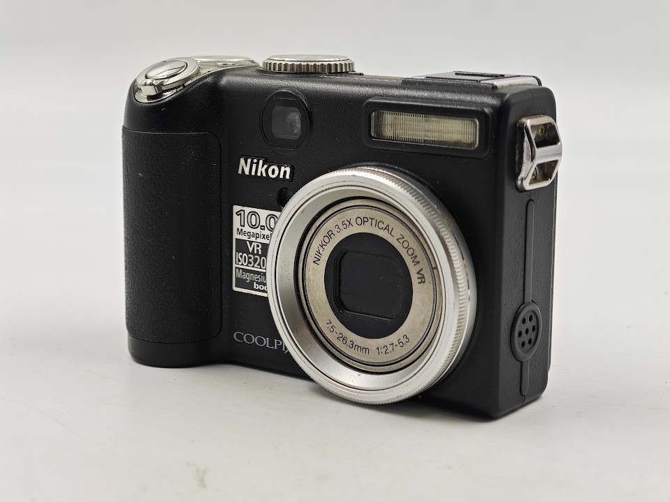 Nikon COOLPIX P5000 デジタルカメラ Nikon COOLPIX P5000 10.0MP Digital Camera - Black for sale online
