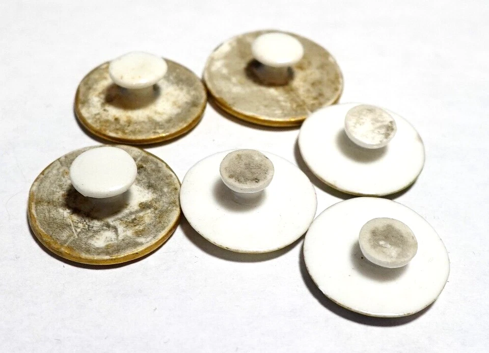 LOTE DE 5 ROSAS BOTONES PORCELANA VINTAGE Foto 2 de 2